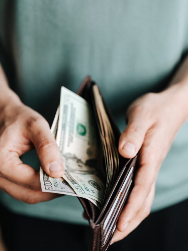 Winning $2.04 Billion Powerball Ticket Was Stolen, A Man Claims